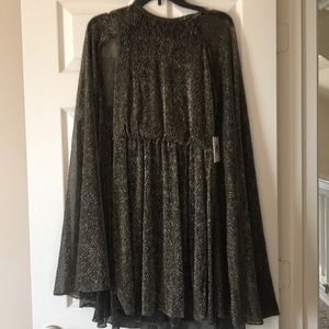 BRAND NEW CALVIN KLEIN GOLD DRESS